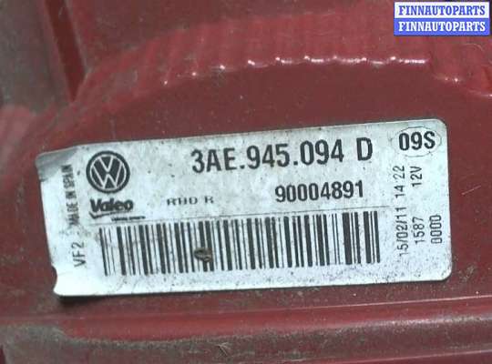 Фонарь крышки багажника VG1758785 на Volkswagen Passat 7 2010-2015 Европа