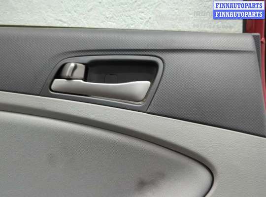 Стекло боковое двери на Hyundai Solaris I (RB)