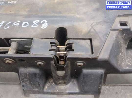 купить Рамка передняя (телевизор) на Volkswagen Golf 5 2003-2009