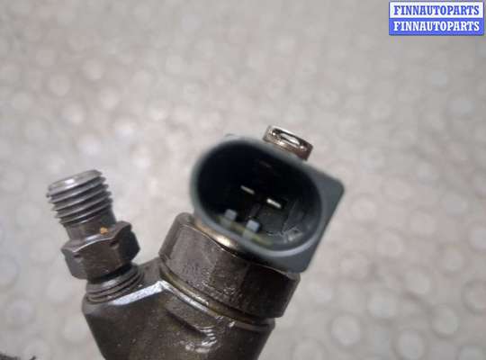 Форсунка топливная на Mercedes-Benz C (W203)