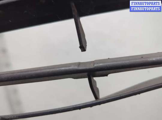 купить Заглушка (решётка) бампера на Toyota Prius 2003-2009