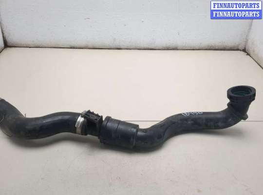Патрубок интеркулера FO2217631 на Ford Escape 2019-2022