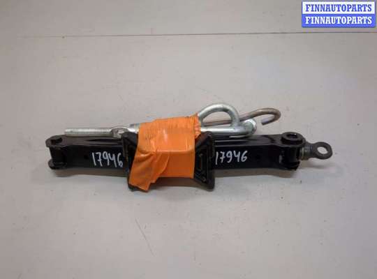 купить Набор инструментов штатный на Suzuki Kizashi 2009-2014