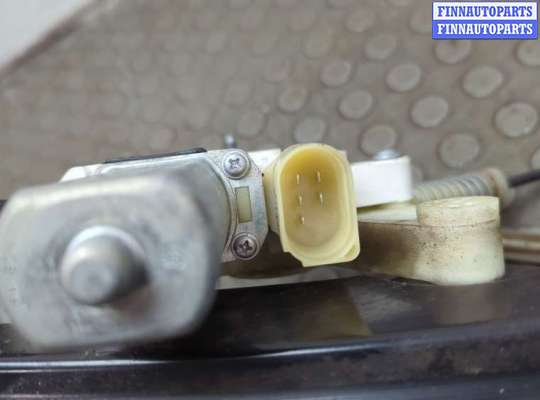 купить Стеклоподъемник электрический на BMW 6 F12, F13, F06 2011-2018