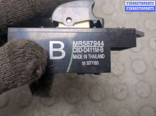 купить Кнопка стеклоподъемника (блок кнопок) на Mitsubishi Outlander Sport 2019-2025