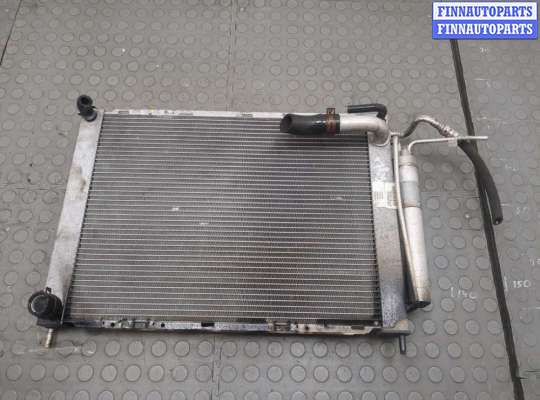 Купить Радиатор охлаждения двигателя на Nissan Micra K12E 2002-2010 Радиатор охлаждения двигателя NS949331 на Nissan Micra K12E 2002-2010