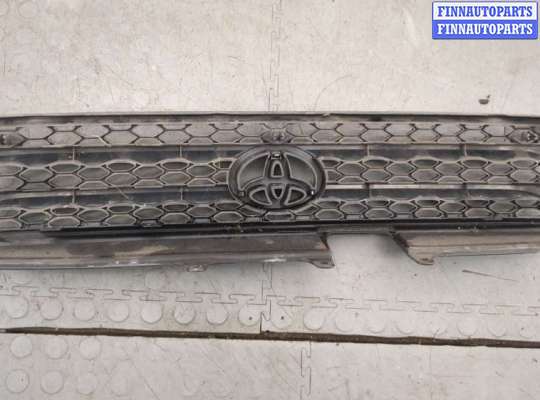 купить Решетка радиатора на Toyota RAV 4 2000-2005