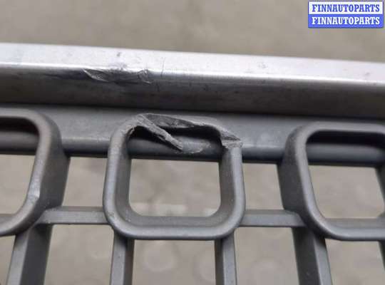 купить Решетка радиатора на Ford Fusion 2002-2012