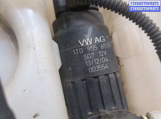 купить Бачок омывателя на Volkswagen Golf 5 2003-2009