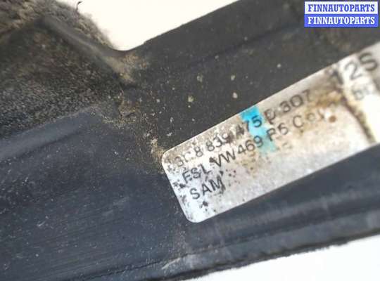 купить Молдинг стекла (боковое) на Volkswagen Passat CC 2008-2012