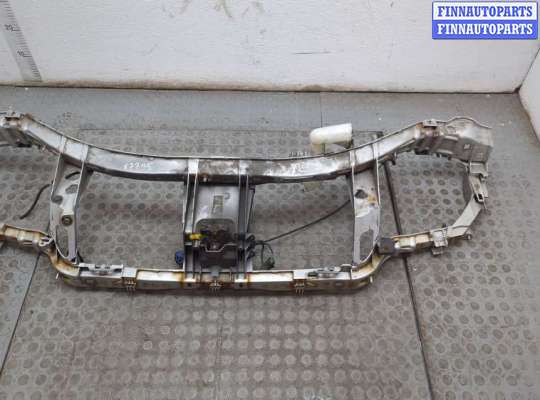 Замок капота