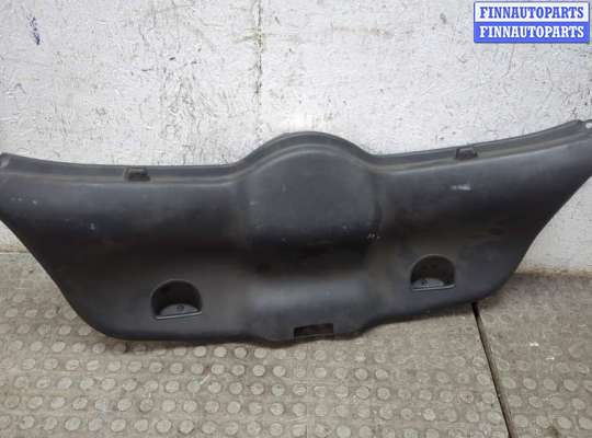 купить Обшивка крышки (двери) багажника на Renault Megane 2 2002-2009