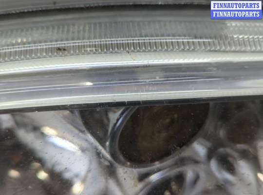 Фара передняя на Volkswagen Golf IV (1J)