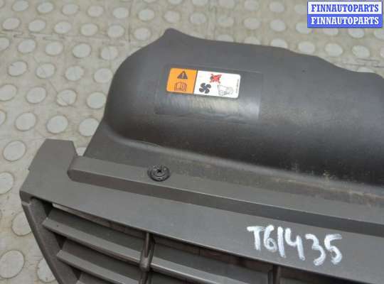 купить Решетка радиатора на Ford Focus 2 2008-2011