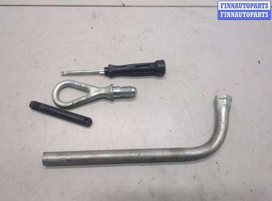 купить Набор инструментов штатный на Audi A6 (C6) 2004-2011