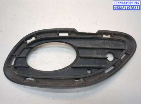 купить Заглушка (решётка) бампера на Mercedes C W203 2000-2008