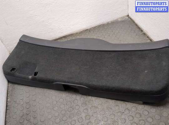 купить Обшивка крышки (двери) багажника на Volvo V50 2004-2012