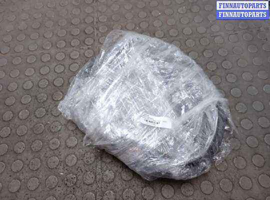 купить Уплотнитель на Volvo XC70 2000-2007