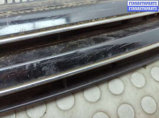 купить Решетка радиатора на Volkswagen Golf 6 2008-2012