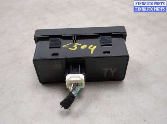 купить Кнопка открывания багажника салонная на Mazda CX-9 2016-2022