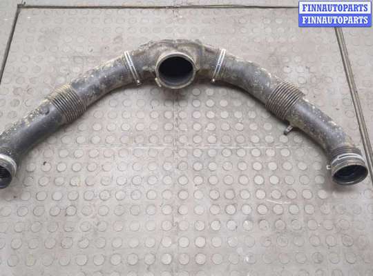 купить Патрубок интеркулера на Volkswagen Touareg 2002-2007