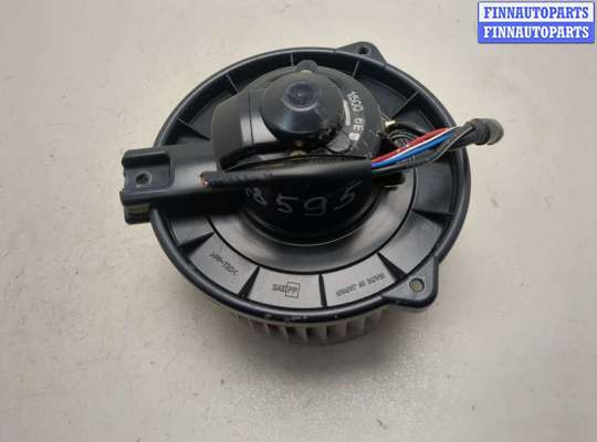 Двигатель отопителя (моторчик печки) TT936223 на Toyota Corolla Verso 2002-2004