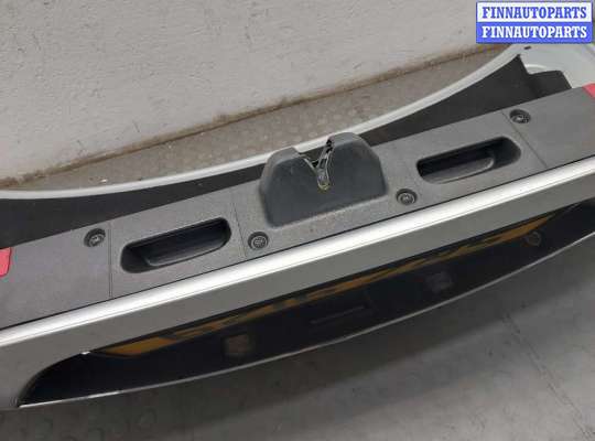 купить Кнопка открывания багажника с крышки на Mercedes S W221 2005-2013