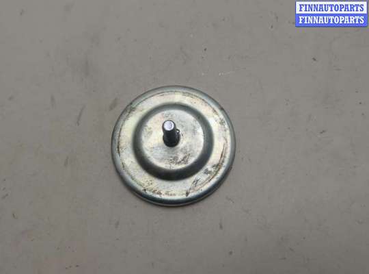 Кронштейн запасного колеса на Mitsubishi Lancer X