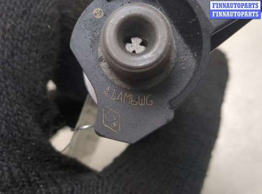 Форсунка топливная на Nissan Qashqai I (J10)