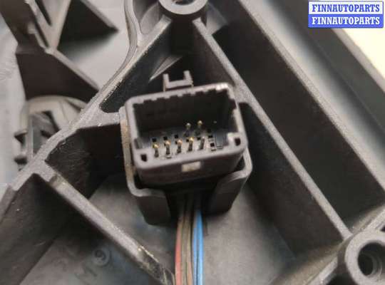 купить Зеркало боковое на Renault Megane 3 2009-2016