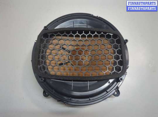 Сабвуфер AU1733480 на Audi A3 (8V) 2012-2020