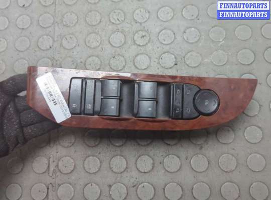 купить Кнопка стеклоподъемника (блок кнопок) на Chevrolet Tahoe 2006-2014