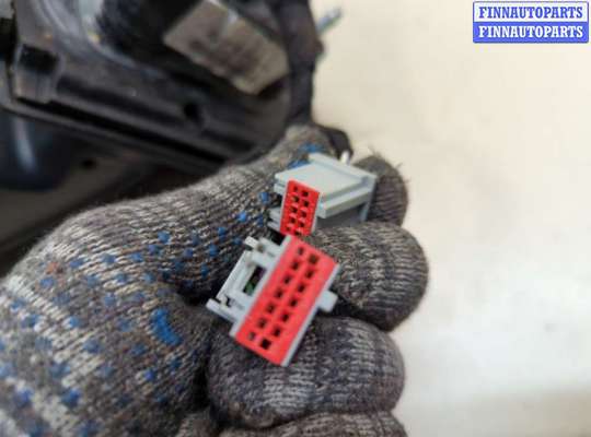 Зеркало боковое на Skoda Fabia II (5J)