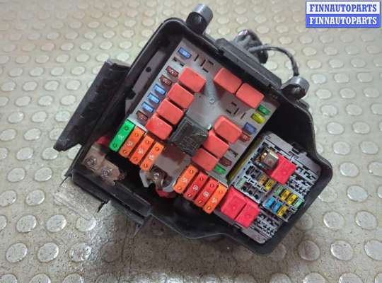 Блок предохранителей FT566374 на Peugeot Boxer 2014-2025