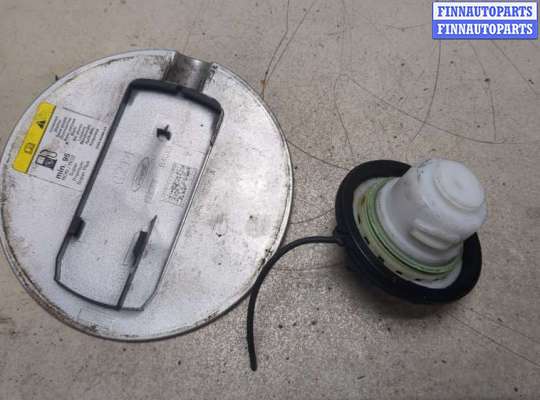 купить Лючок бензобака на Ford C-Max 2002-2010