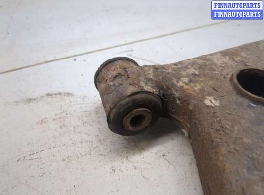 купить Рычаг подвески на Mitsubishi Colt 1996-2004