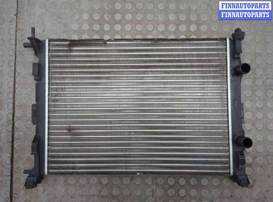 Радиатор охлаждения двигателя RN1550639 на Renault Megane 2 2002-2009