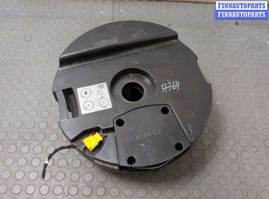 Сабвуфер AU1652137 на Audi Q7 2005-2015