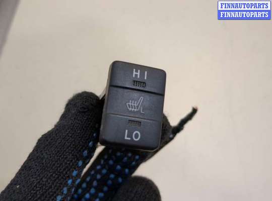 купить Кнопка обогрева сидений на Toyota Auris E18 2012-