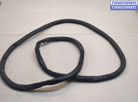 купить Уплотнитель на Volkswagen Polo 2009-2014