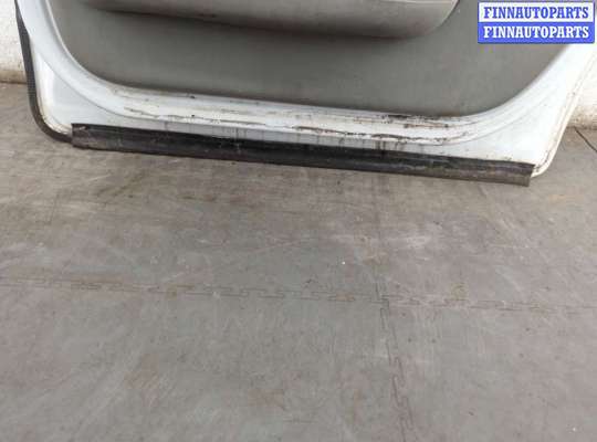 купить Стекло боковой двери на Renault Trafic 2001-2014