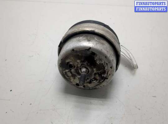 купить Подушка крепления двигателя на Volkswagen Passat 5 2000-2005