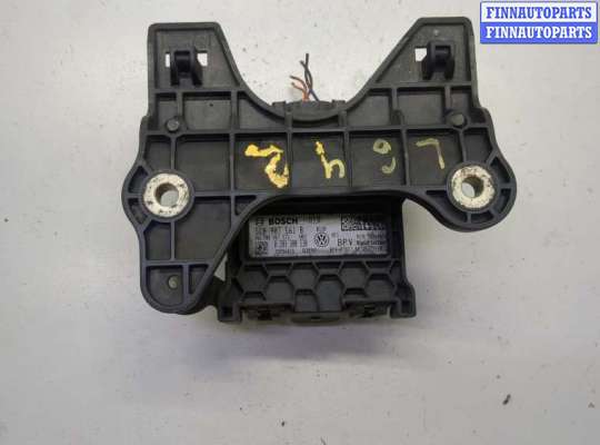 купить Дистроник (Радар) на Volkswagen Jetta 6 2010-2018