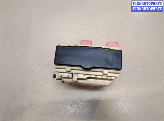 купить Блок предохранителей на Lexus RX 2003-2009