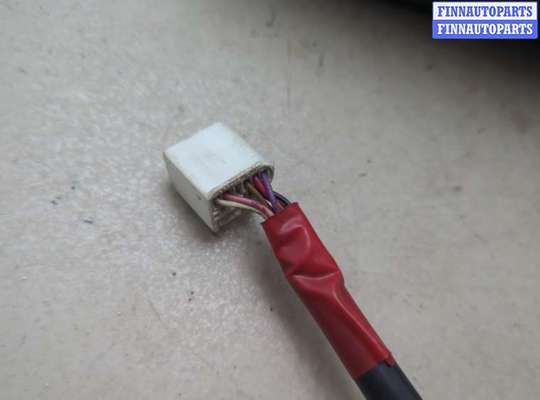 купить Зеркало боковое на Toyota Prius 2009-2015