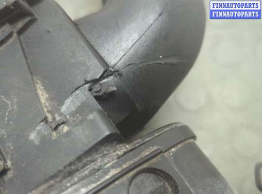 купить Корпус воздушного фильтра на Renault Megane 1996-2002