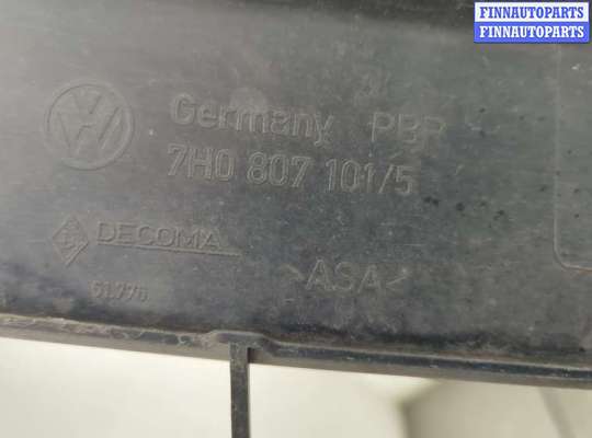 купить Решетка радиатора на Volkswagen Transporter 5 2003-2015