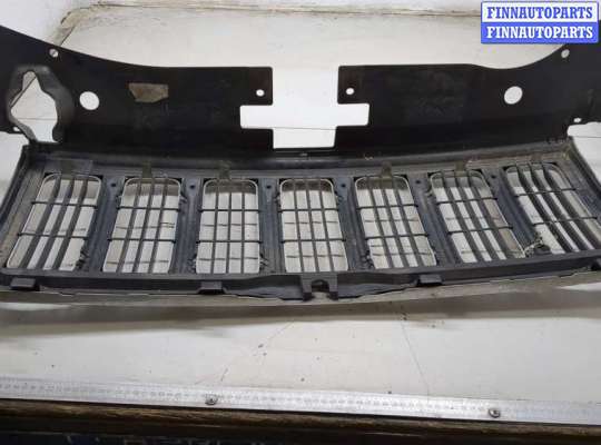 купить Решетка радиатора на Jeep Commander 2006-2010