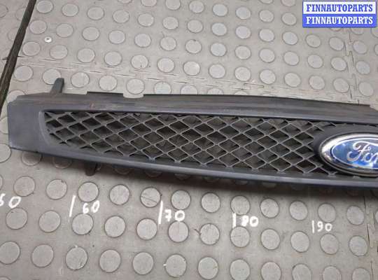 купить Решетка радиатора на Ford Fiesta 2001-2007