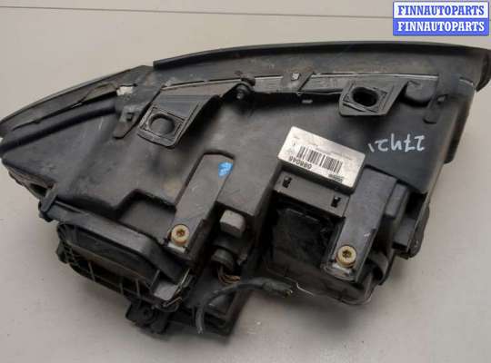 Фара передняя на Audi A4 (8E/8H, B6)